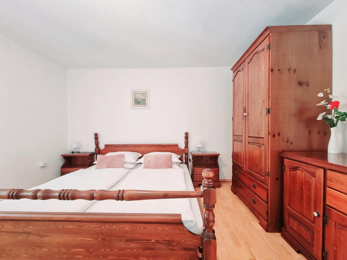 Sea View Apartments פיראן מראה חיצוני תמונה