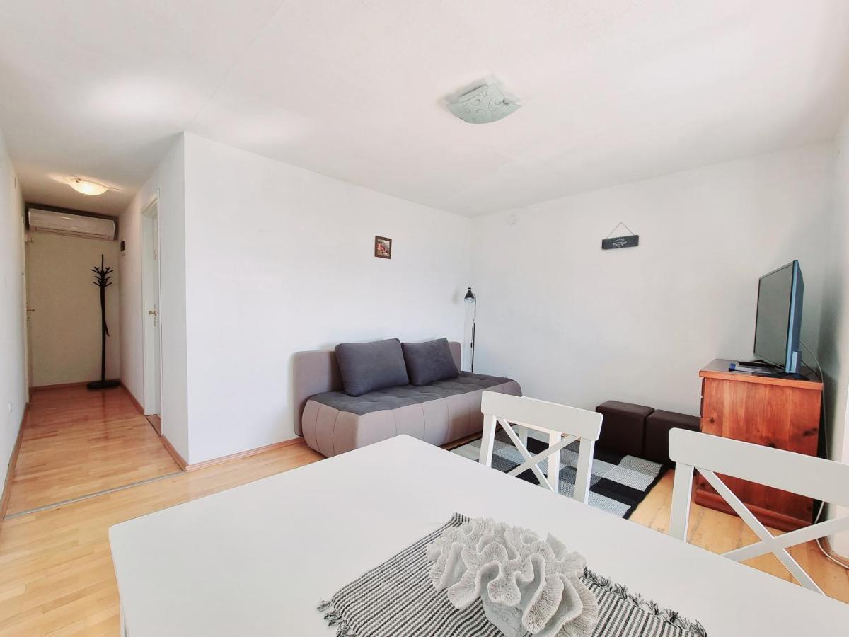 Sea View Apartments פיראן מראה חיצוני תמונה